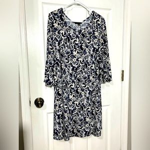 Ladies espresso blue and cream jersey knit spring swing dress. Sz L